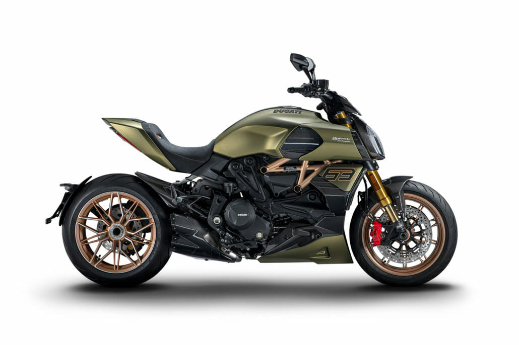 Ducati 1260 Diavel Lamborghini 2021 1