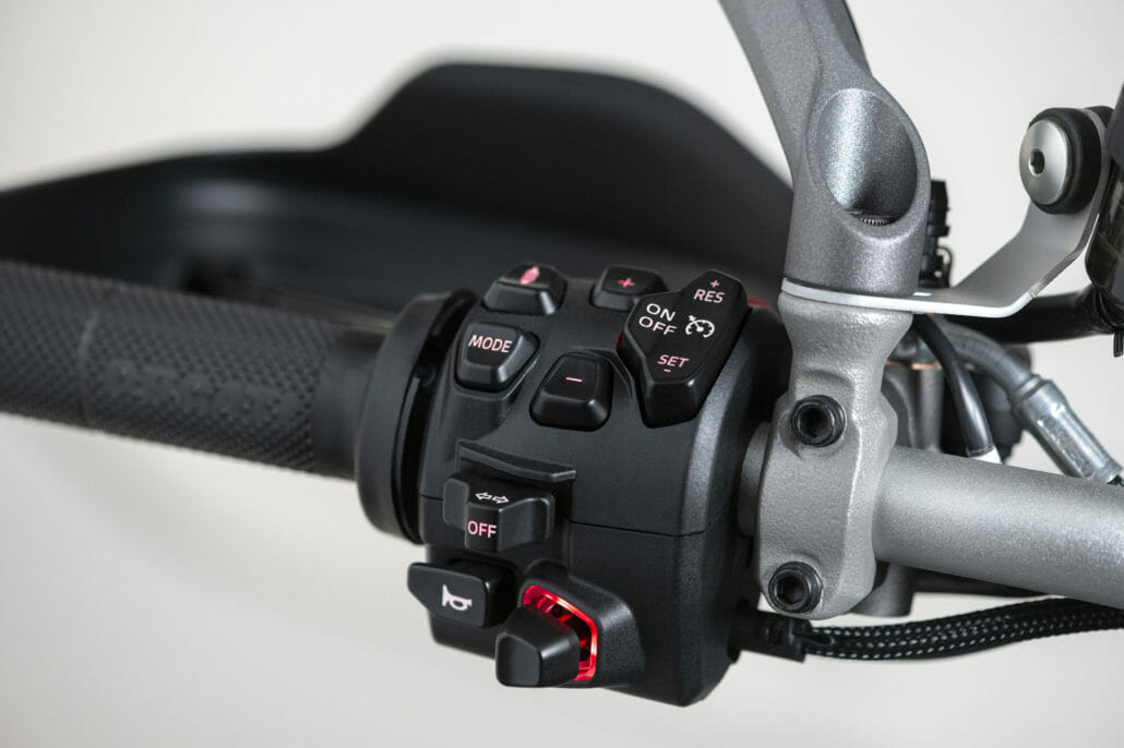 Ducati Multistrada V4 S 24