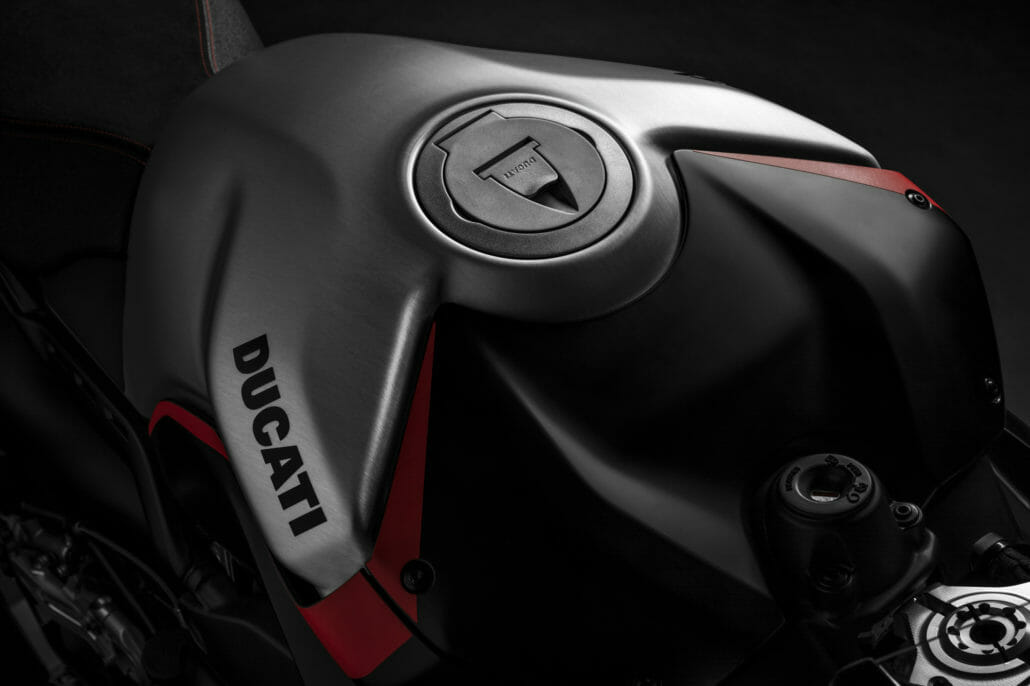 Ducati Panigale V4 SP 2021 33