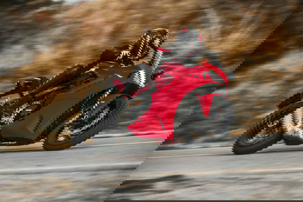 SuperSport 950 mit neuer Optik 17 Ducati SuperSport 950 17