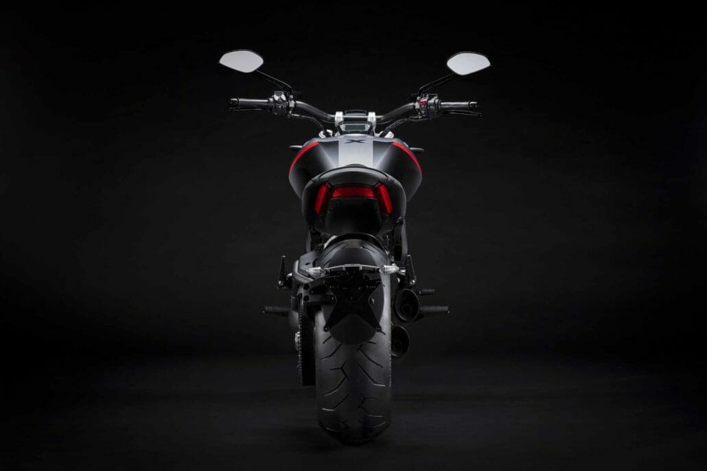 Ducati XDiavel Black Star 2021 4
