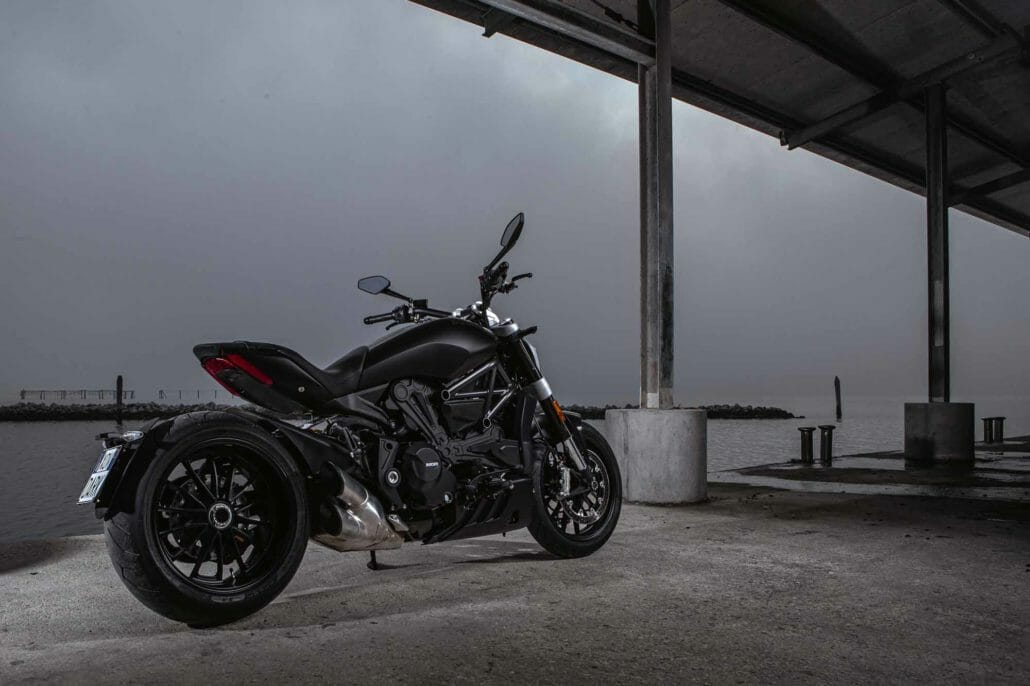 Ducati XDiavel Dark 2021 16