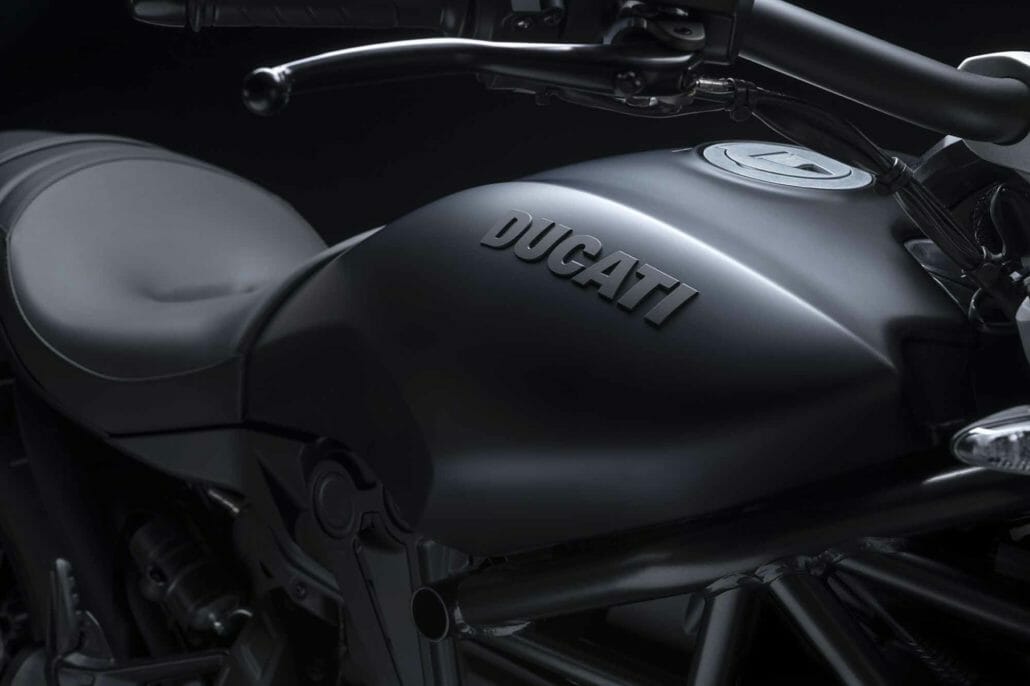 Ducati XDiavel Dark 2021 5