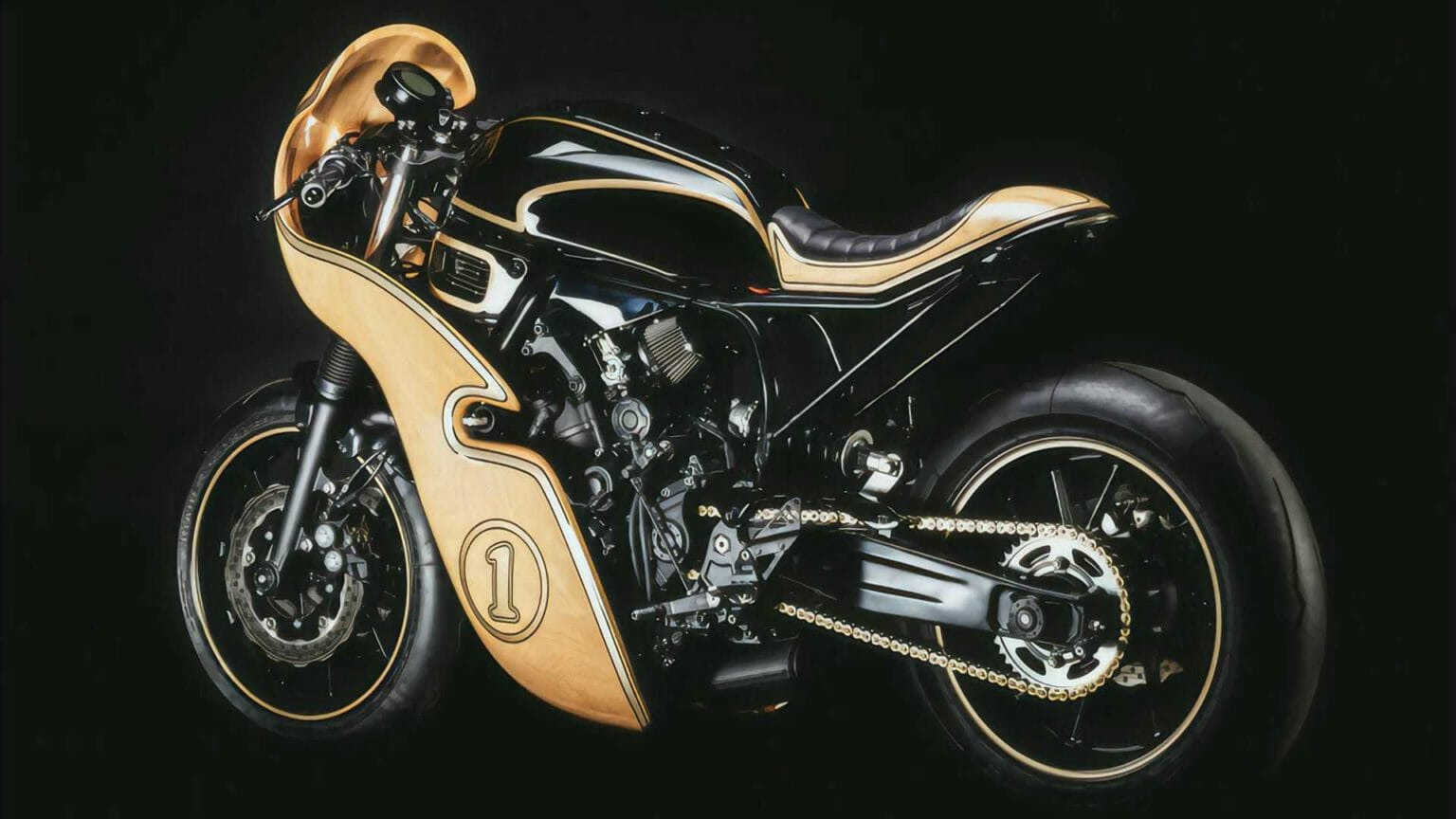 Usb Link Training Custombike mit Holzverkleidung - Motorcycles.News - Motorrad Magazin