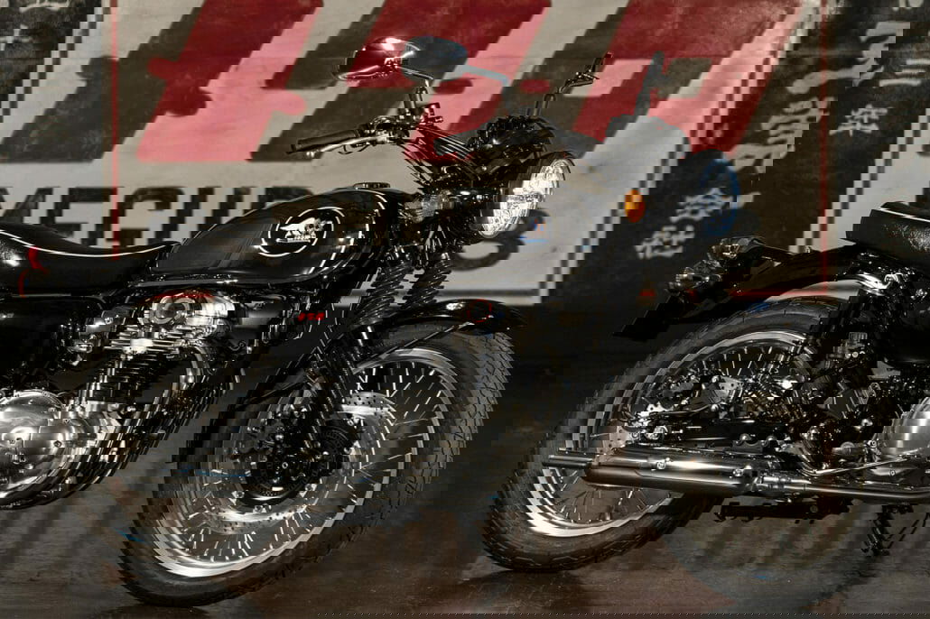 Kawasaki W800 or also Meguro? 30 Kawasaki Meguro 2