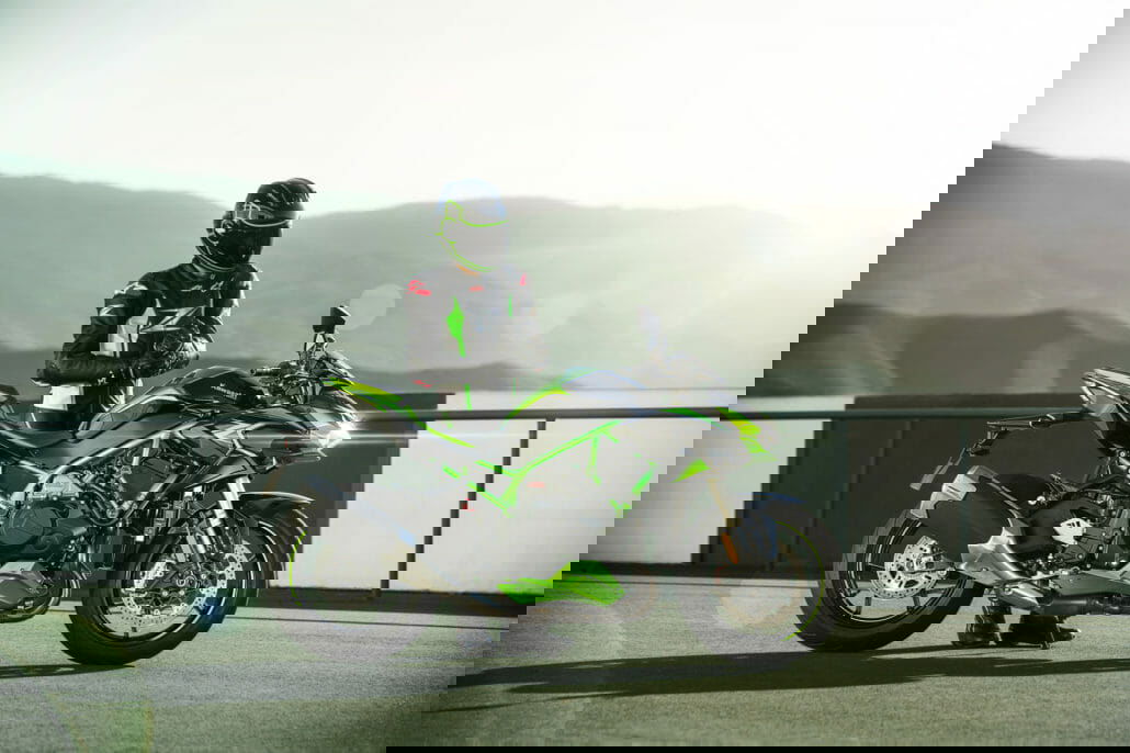 Neue Kawasaki Z H2 SE für 2021 vorgestellt Kawasaki Z H2 SE 2021 12