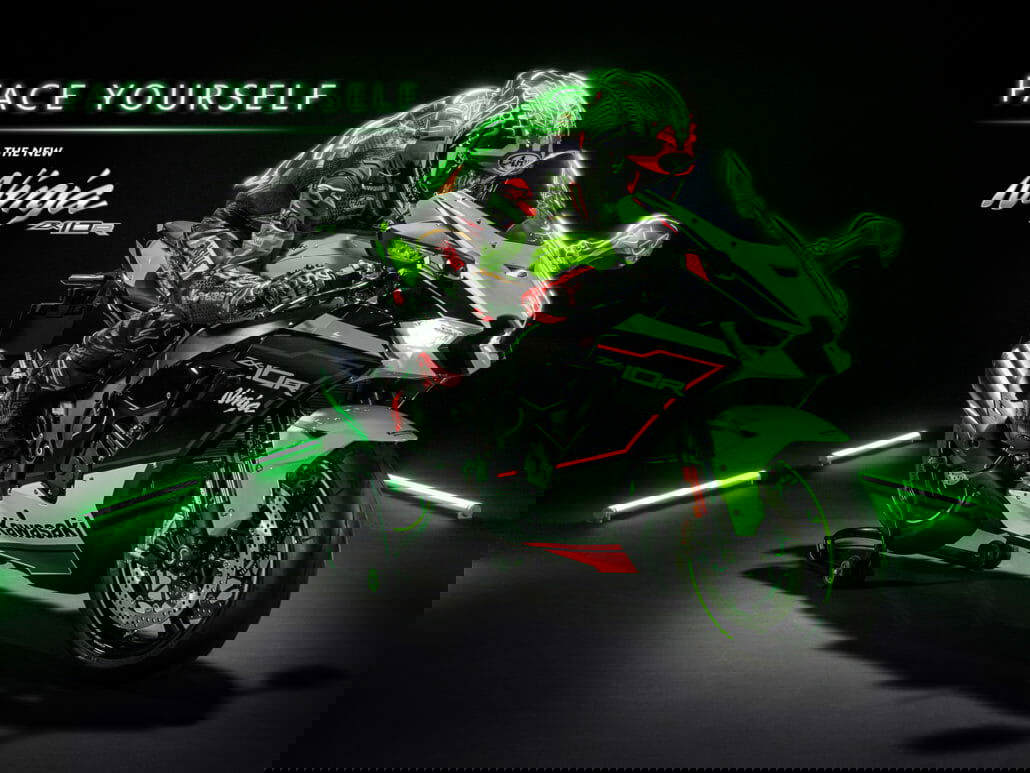 Kawasaki Ninja ZX-10R & ZX-10RR 2021 mit geänderter Front und kleineren Updates 15 Kawasaki ZX 10R 2021 47