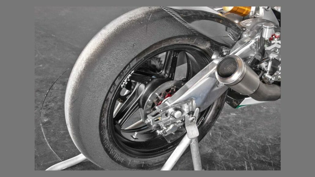 Test-Bike von Marco Simoncelli #58 wird verkauft 10 Marco Simoncelli Motorcycle 19