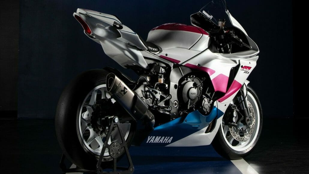 Yamaha R1 Piro-Replica auctioned for a good cause 35 Yamaha R1 Piro Replika 7