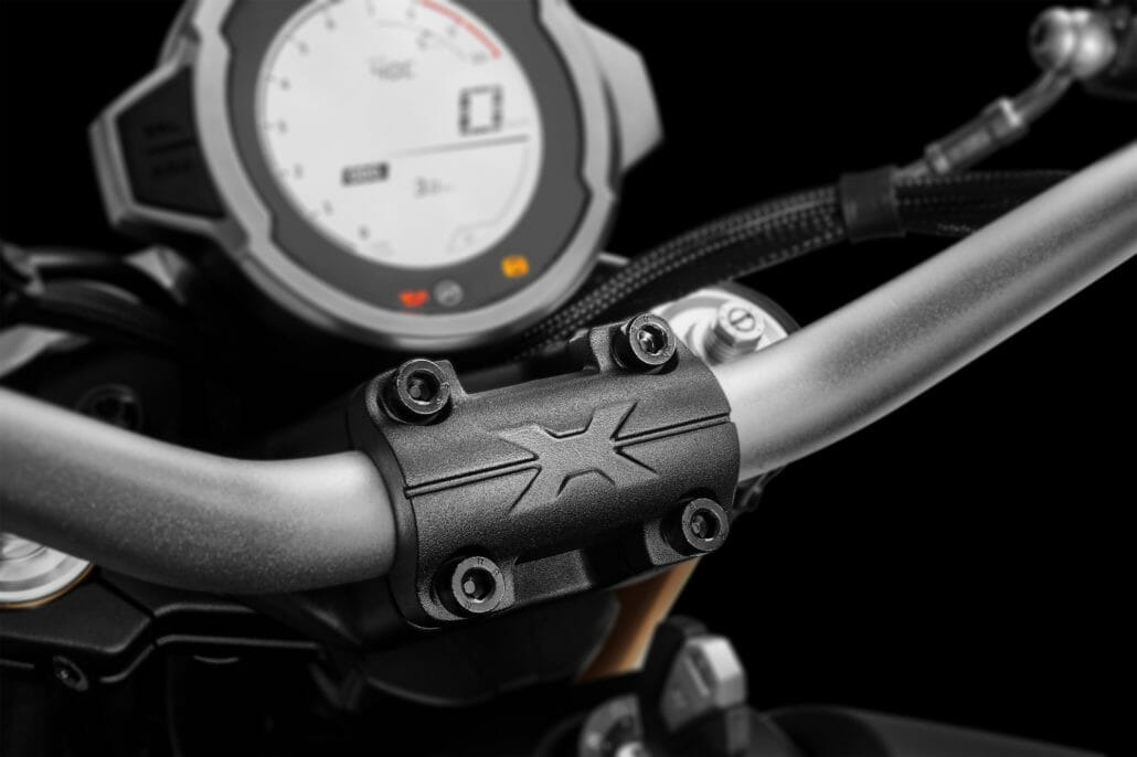 CFMoto 700 CL X Heritage 20