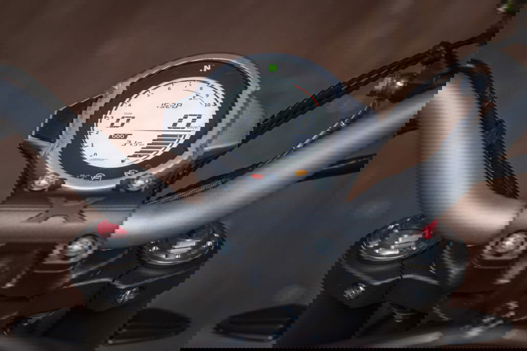 CFMoto 700 CL X Heritage 41