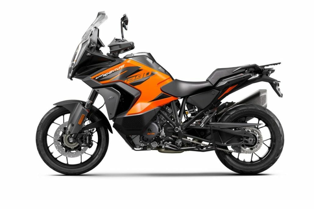 NEW - KTM 1290 Super Adventure S - 2021 12 KTM 1290 SUPER ADVENTURE S Studio left
