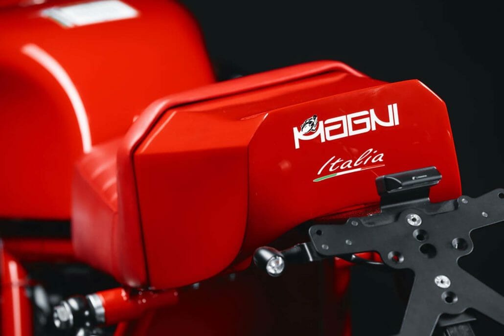 Magni Italia 01 01 10