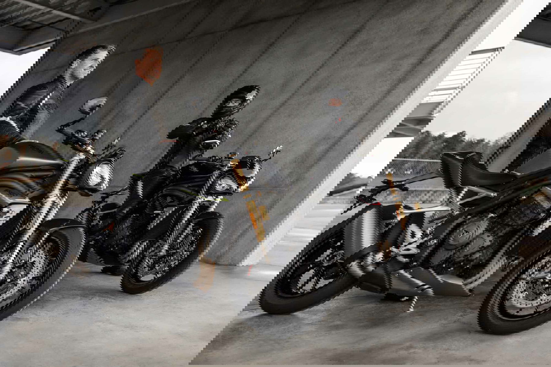 Triumph Speed Triple 1200 RS 2021 44