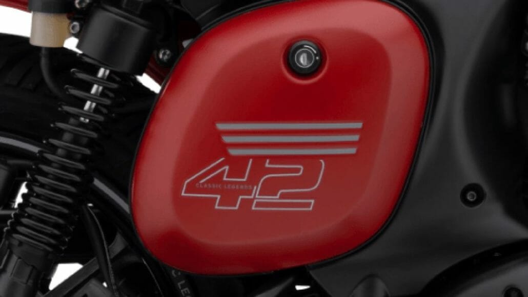 Neue Jawa 42 8 Jawa 42 10