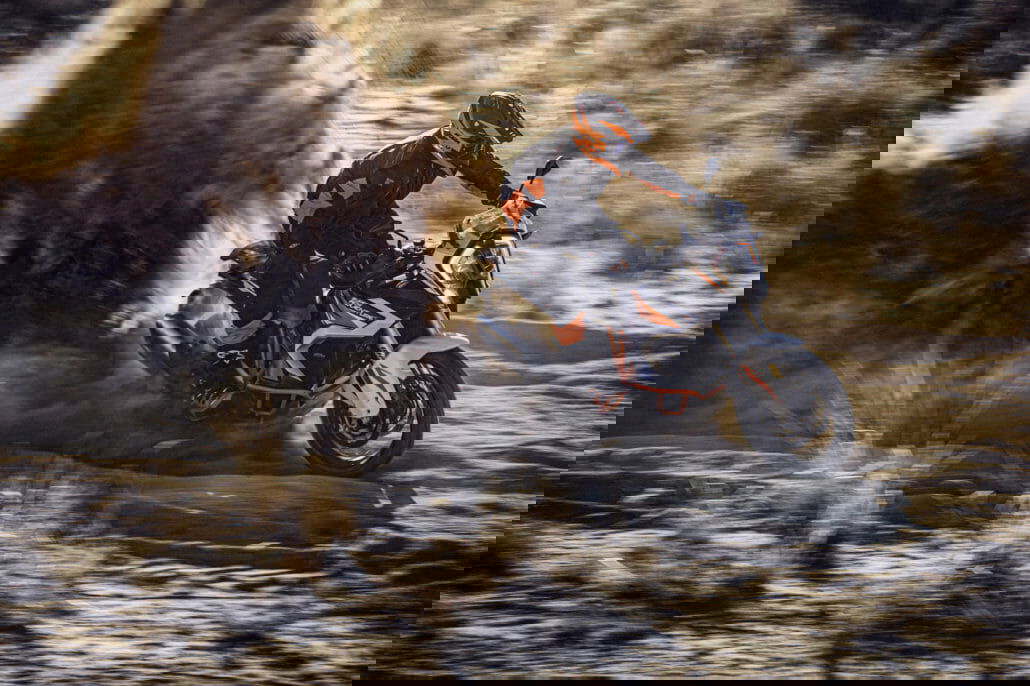 KTM 1290 Super Adventure R 2021 15