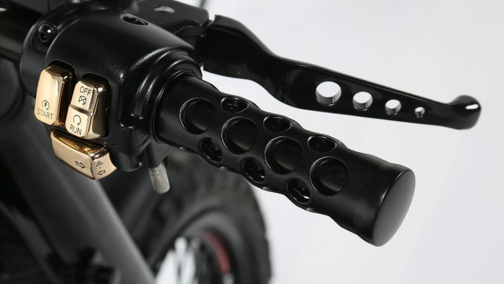 Lord Drake Kustoms Sportster Seventy 12