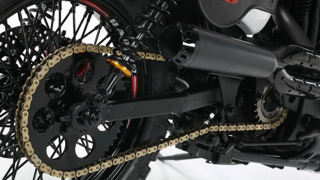 Lord Drake Kustoms Sportster Seventy 14