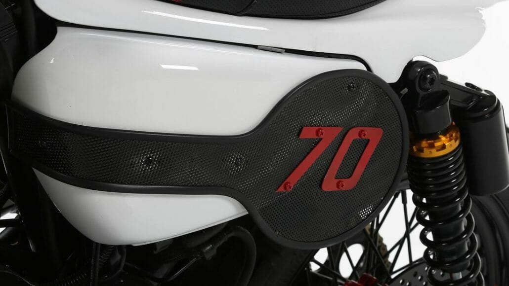 Lord Drake Kustoms Sportster Seventy 18