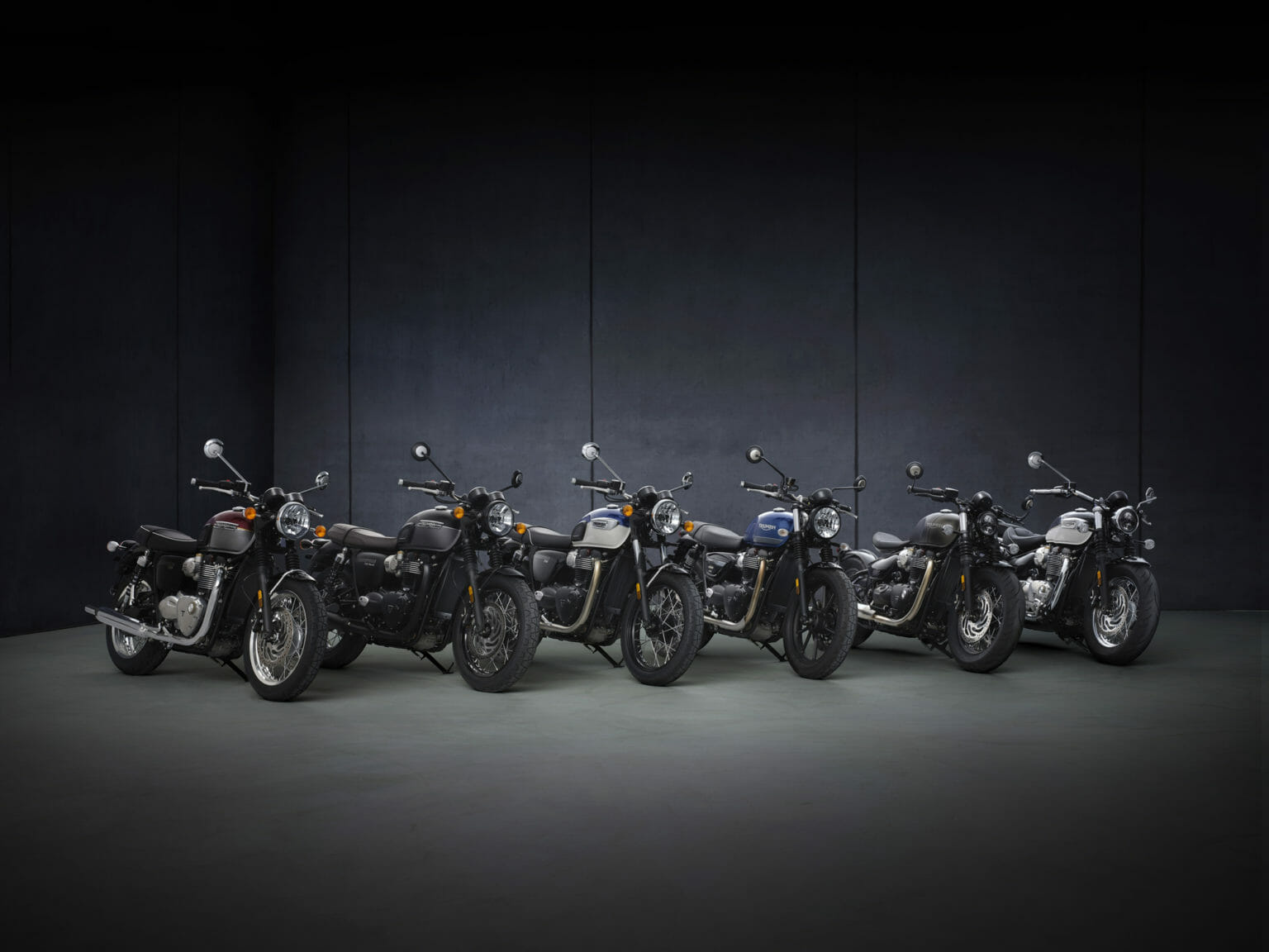 TRIUMPH presents further developed Bonneville series for 2021 MY21 HG2