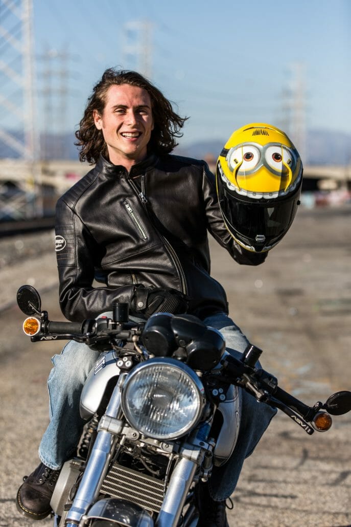 HJC Minion helmet 31 3