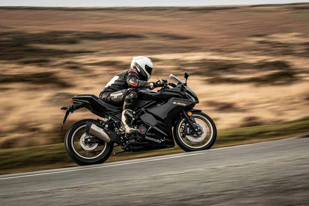 Lexmoto LXR 125 - new small sports bike 5 Lexmoto LXR 125 4
