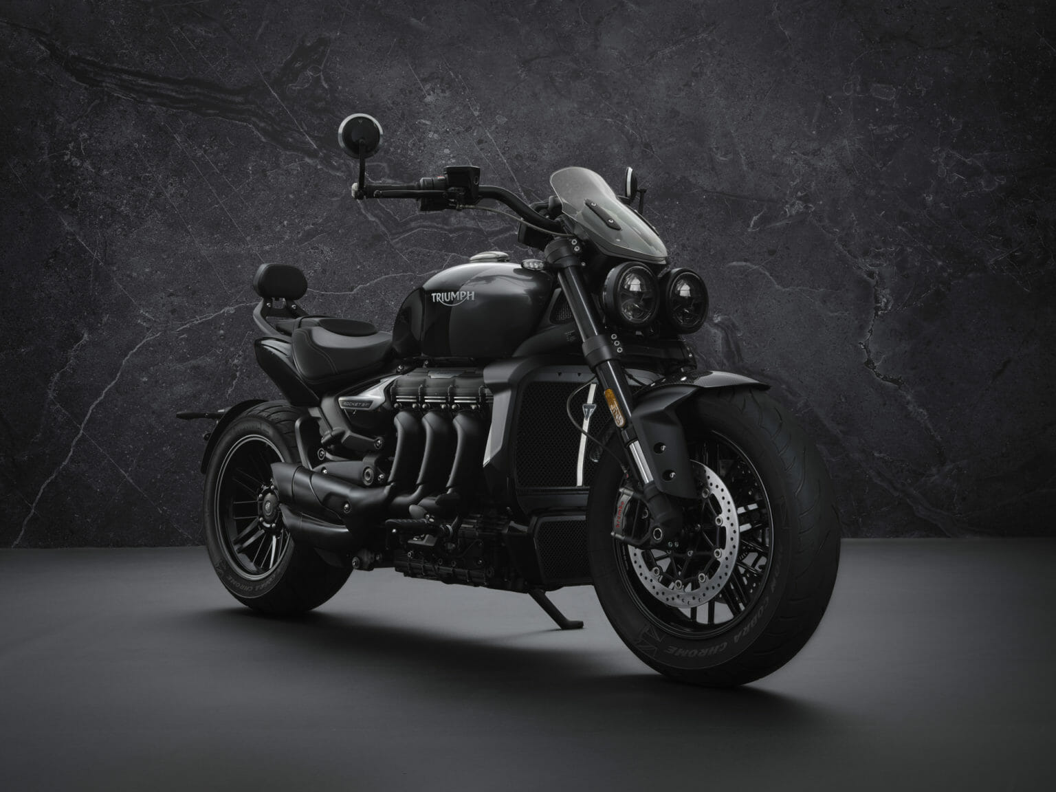 Triumph Rocket 3 GT Triple Black 1