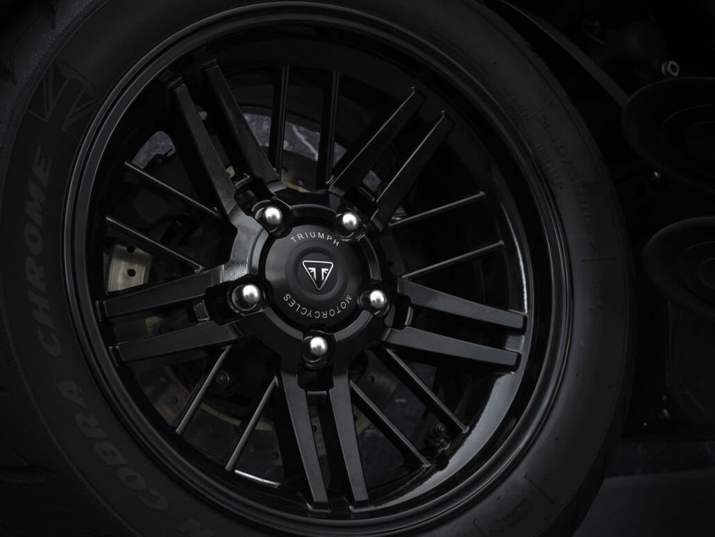 Triumph Rocket 3 R Black 19