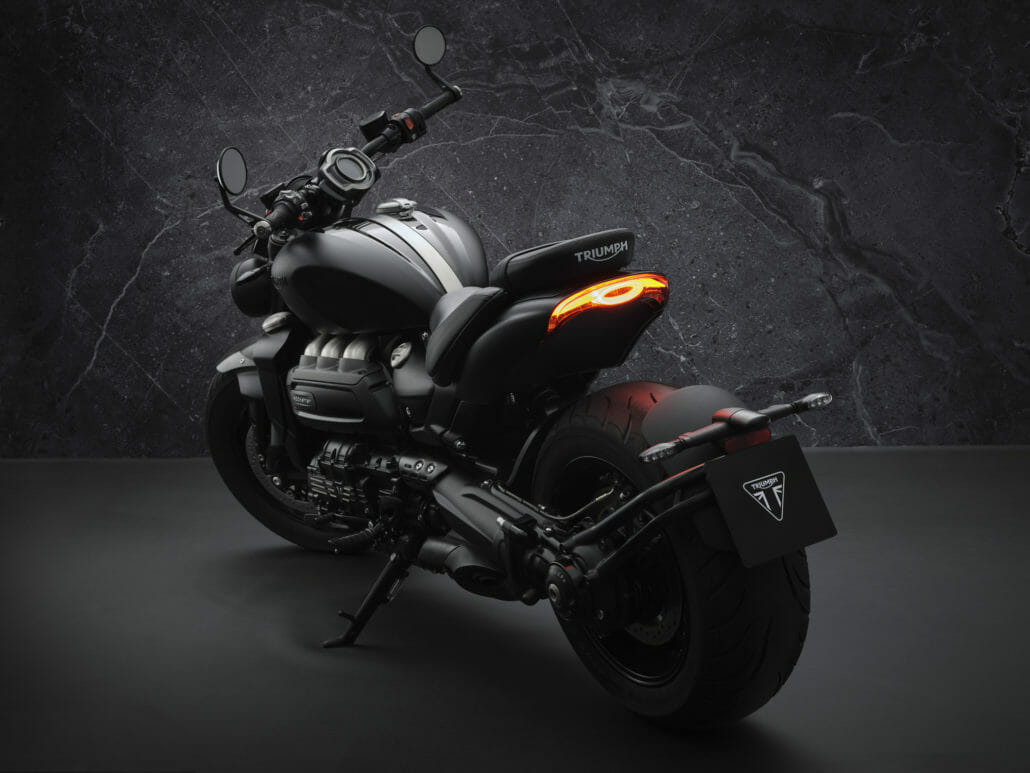 Triumph Rocket 3 R Black 7