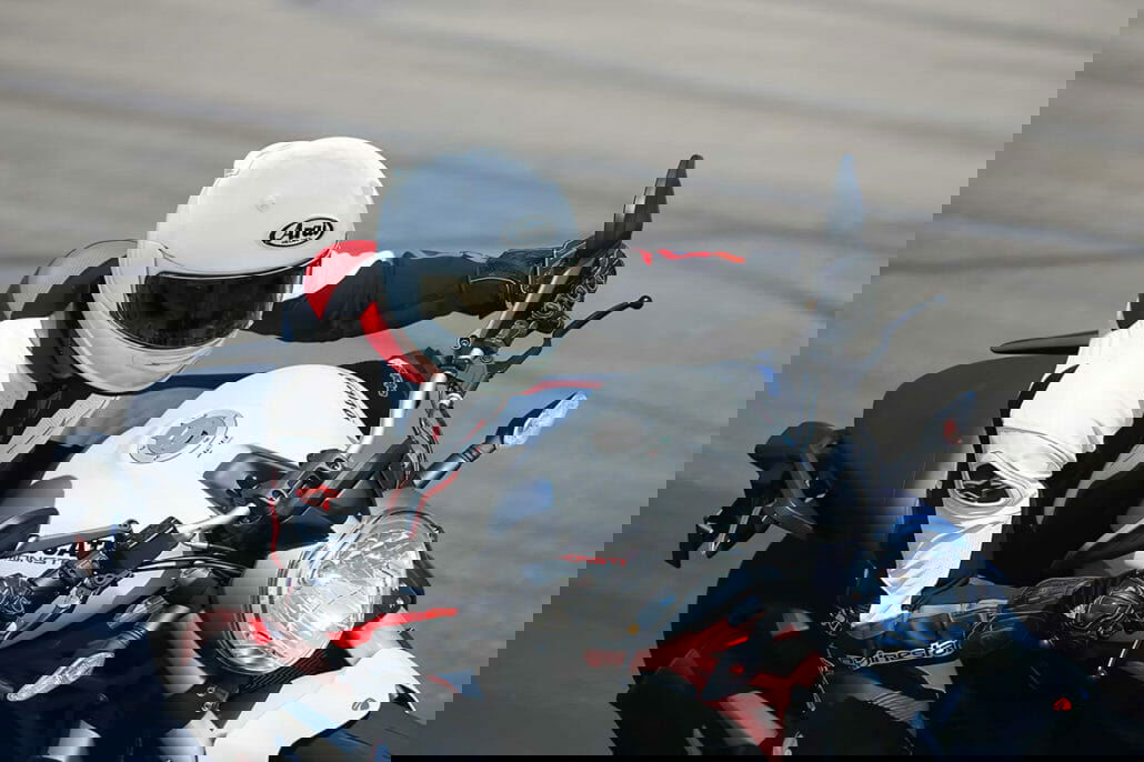 Arai`s helmet Quantic meets new ECE 22.06 standard 4 Arai Quantic 3