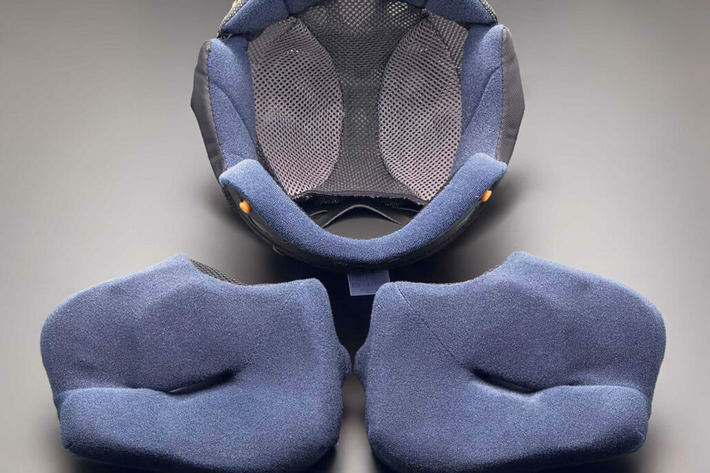 Arai`s helmet Quantic meets new ECE 22.06 standard 6 Arai Quantic 5