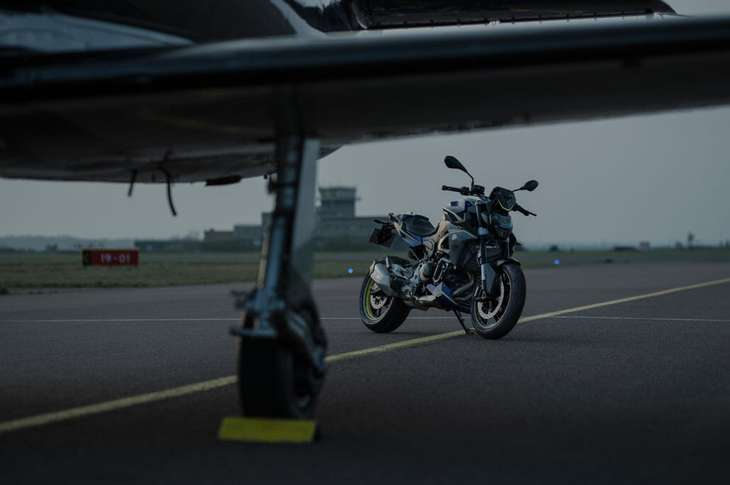 BMW F 900 R Force 2021 17