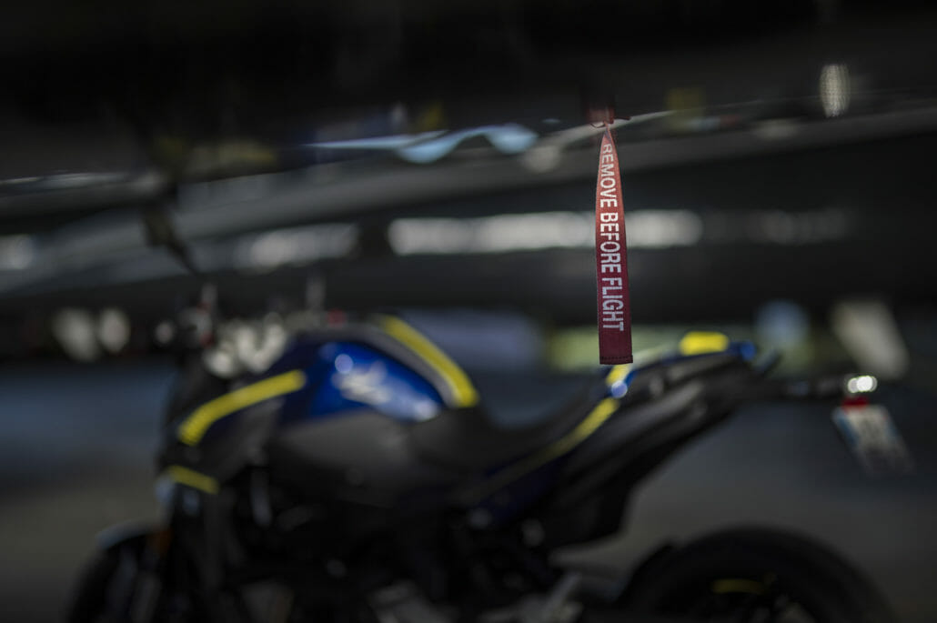 BMW F 900 R Force 2021 35