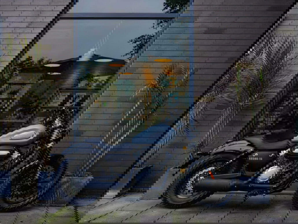 Chinesischer Cruiser Benda BD300 Sporty kommt nach Italien 29 Benda BD300 Sporty 1