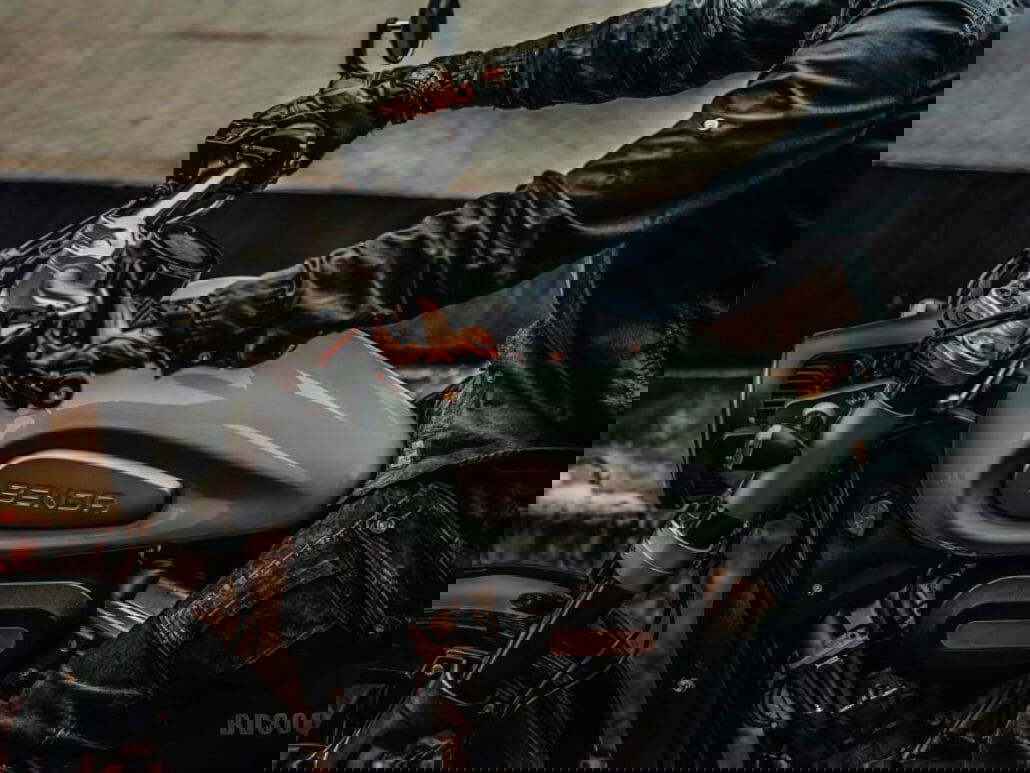 Chinesischer Cruiser Benda BD300 Sporty kommt nach Italien 36 Benda BD300 Sporty 24