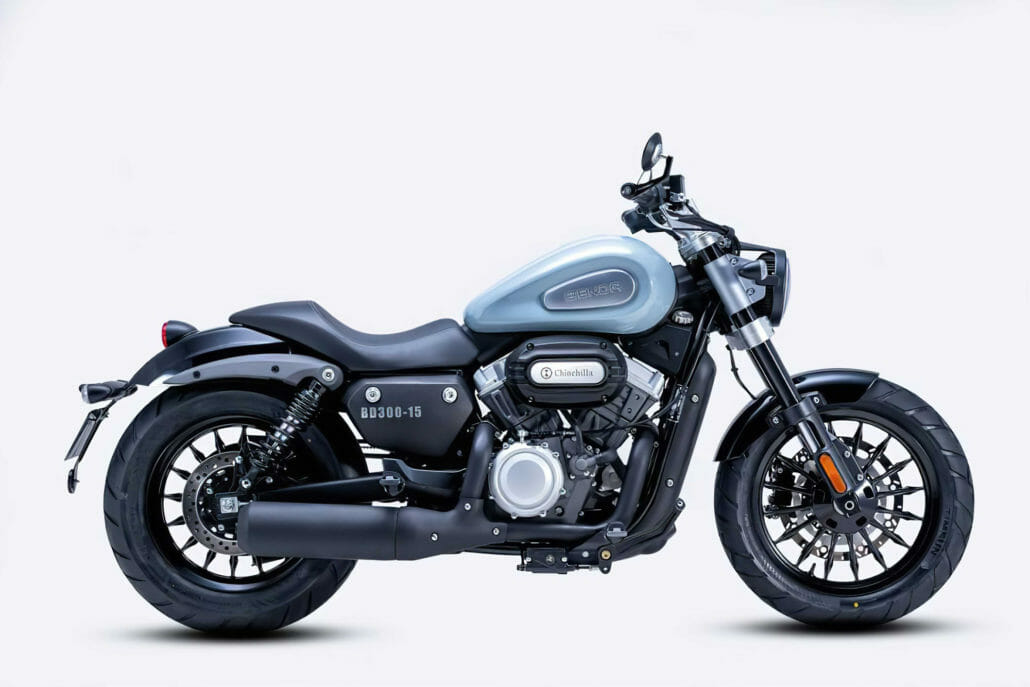 Chinesischer Cruiser Benda BD300 Sporty kommt nach Italien 45 Benda BD300 Sporty 33