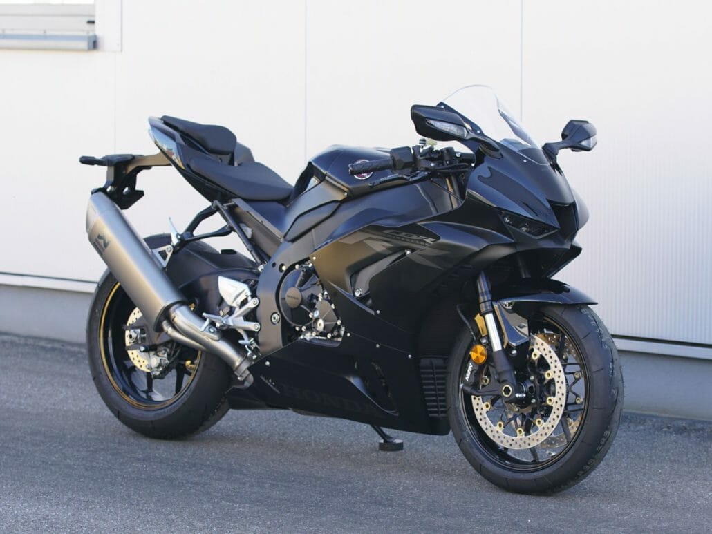 ABM Lenkerumbau und verstellbare Hebel für die Honda CBR 1000 RR-R Fireblade SP 6 DSC02127 Honda CBR 1000 RR R Stummellenker multiClip Sport 300dpi