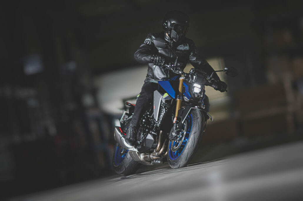 GSX S1000 M2 Action 40