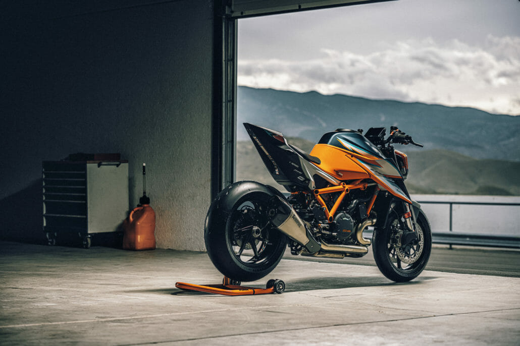 KTM 1290 Super Duke RR 2021 14