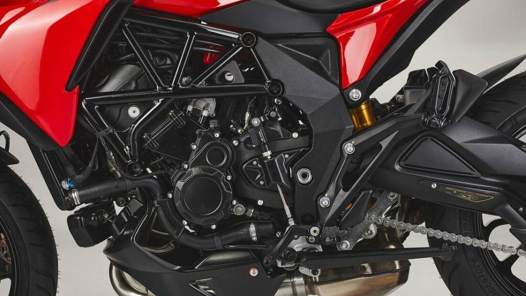 MV Agusta Turismo Veloce 2021 13