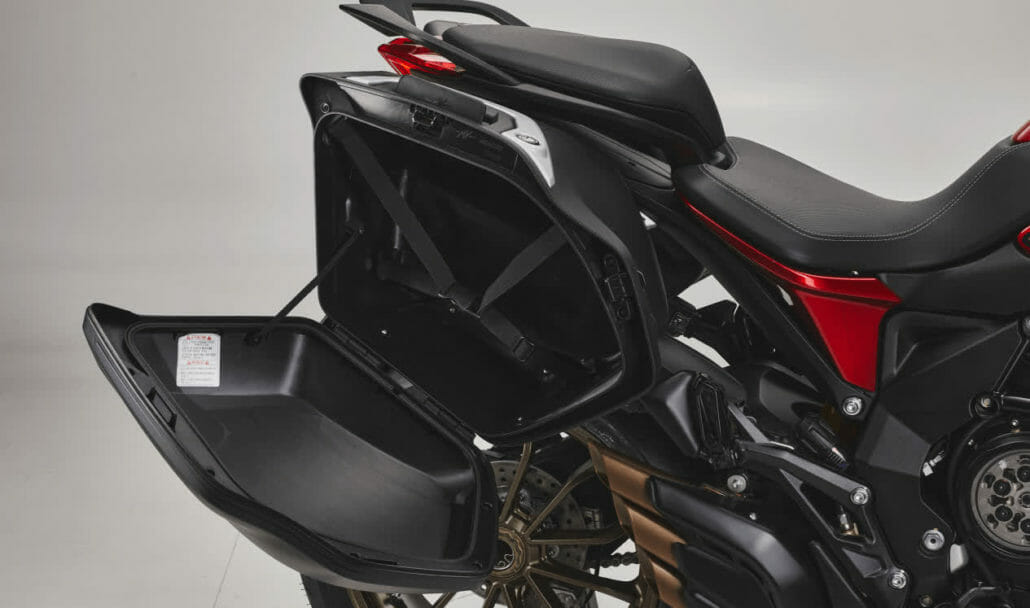 MV Agusta Turismo Veloce 2021 8 1