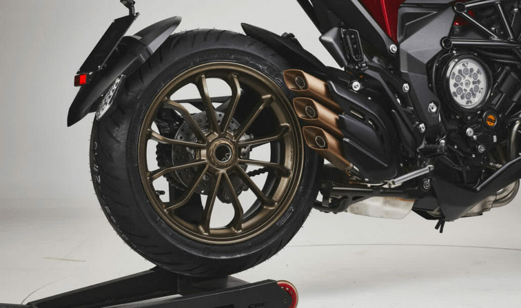 MV Agusta Turismo Veloce 2021 9 1