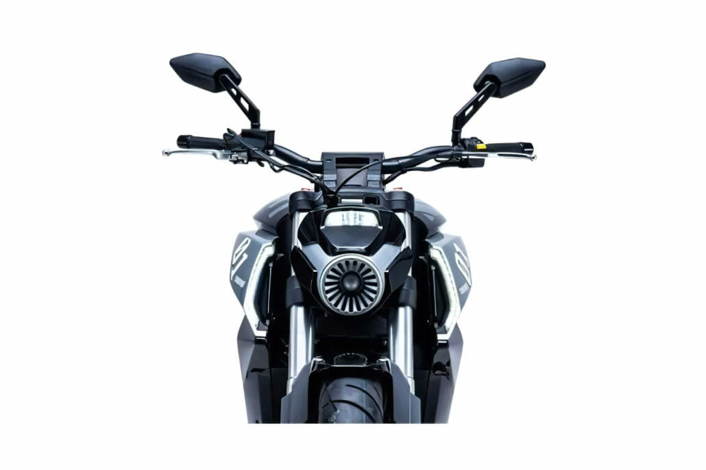 Benda LFC 700 - Chinese power cruiser 31 Benda LFC 700 5