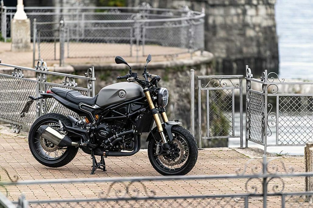 Benelli Leoncino 800 7