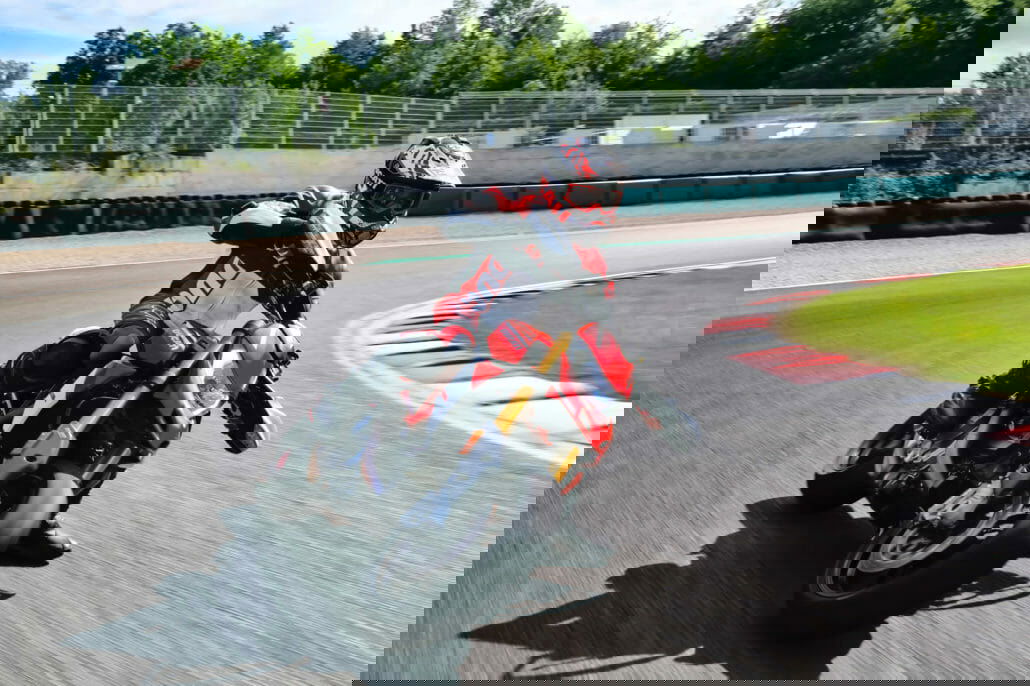 Ducati Hypermotard 950 Update 1 Ducati Hypermotard 950 SP 25 UC287637 High