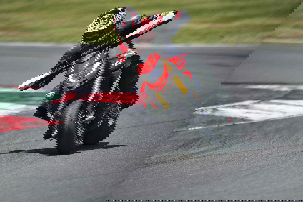 Ducati Hypermotard 950 Update 4 Ducati Hypermotard 950 SP 41 UC287656 High