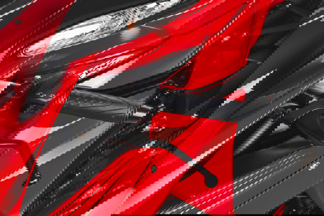 MV Agusta F3 bekommt Euro5-Update 33 MV Agusta F3 Rosso 2021 13