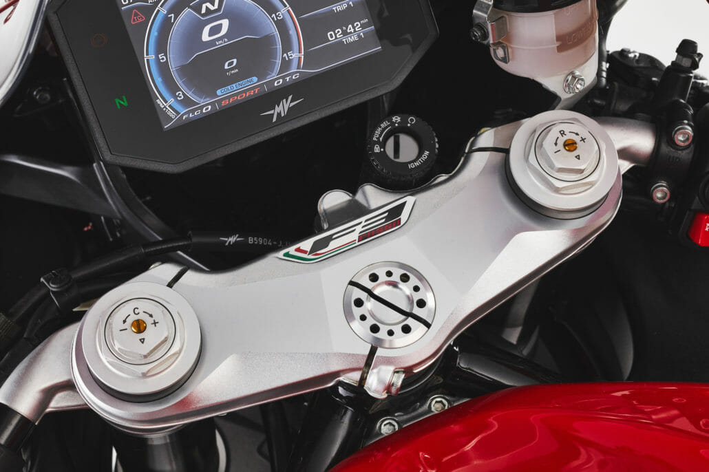 MV Agusta F3 bekommt Euro5-Update 34 MV Agusta F3 Rosso 2021 14