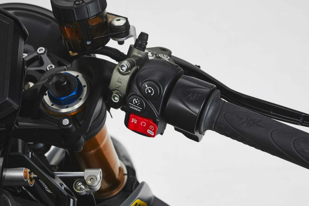 MV Agusta Rush 1000 12