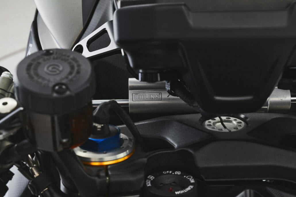 MV Agusta Rush 1000 14